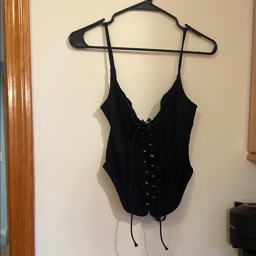 Elegant Black Lace-Up Women's Top PLT